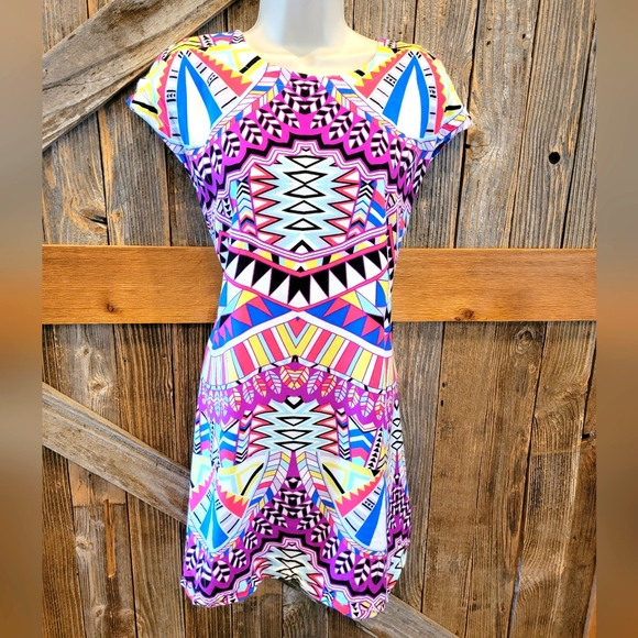 Uncle Frank Multi-Colored Print Geo Shift Dress S 100% Rayon Pockets Summer ^ - Picture 1 of 8